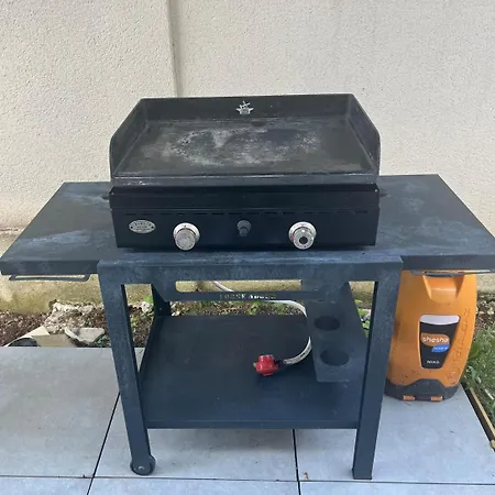 De Famille Les Chenes Avec Piscine Villa *